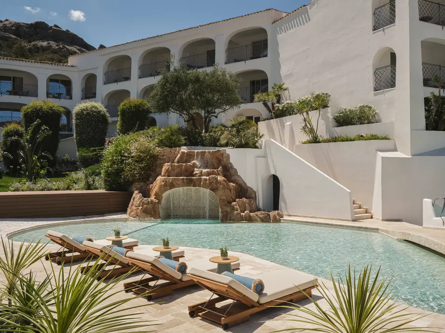 Hôtel W Sardaigne – Poltu Quatu