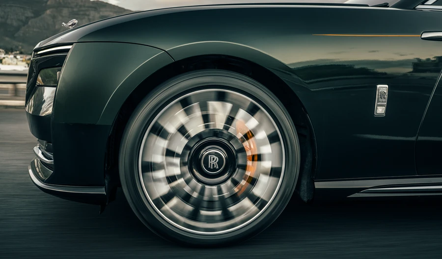 Rolls-Royce Spectre Series II