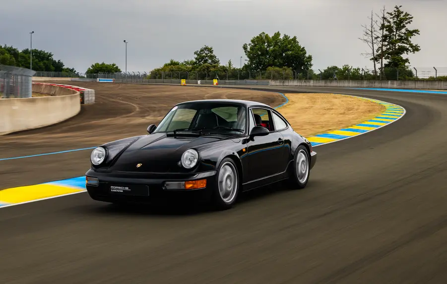 Porsche 911 Carrera RS (964) - Alexis Goure