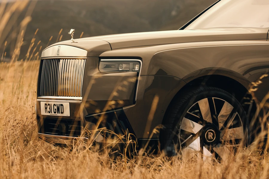 Rolls-Royce Cullinan face avant rapprochée