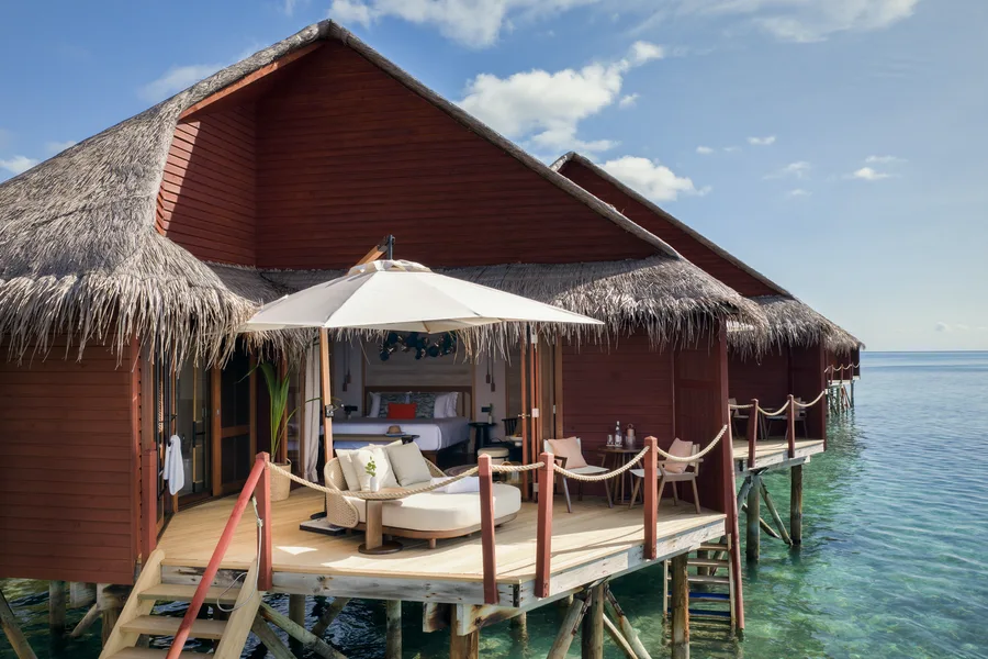 Une villa posée sur le lagon