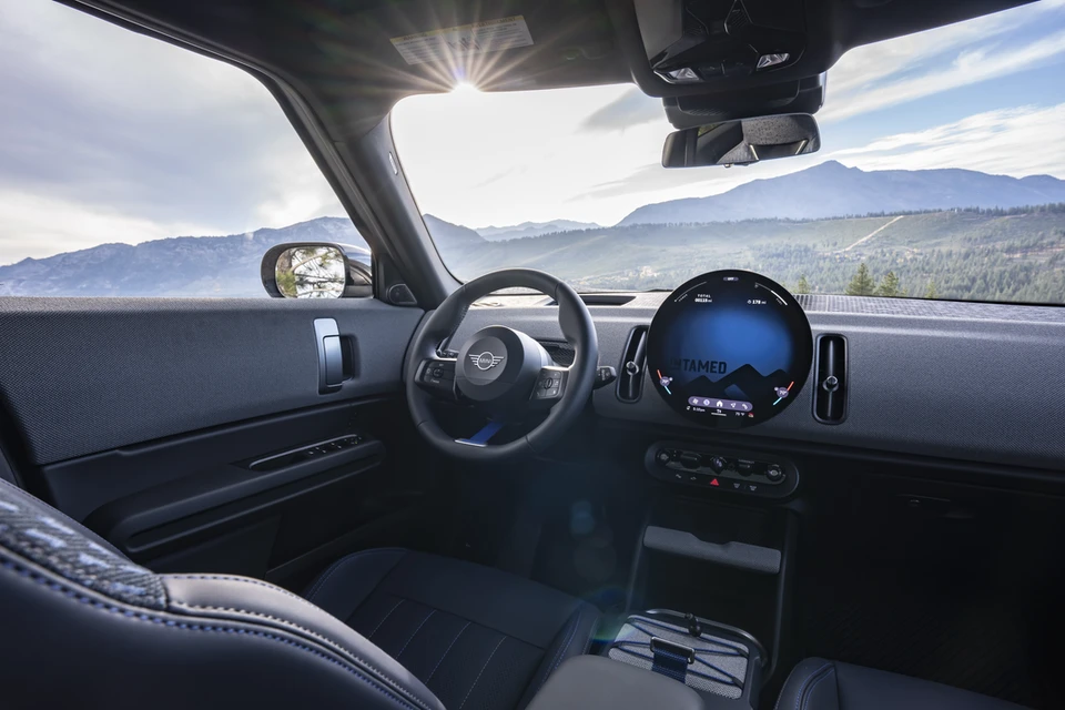 Habitacle MINI Countryman C Untamed le SUV tout-terrain