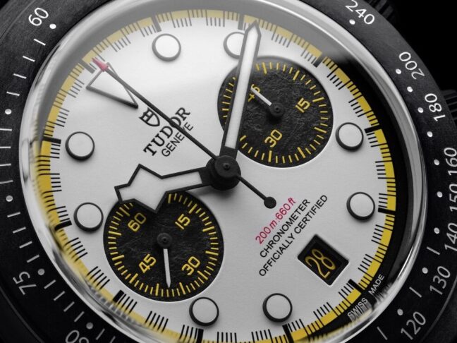 Montre TUDOR Black Bay Chrono « Carbon 26 » : une belle mécanique de course
