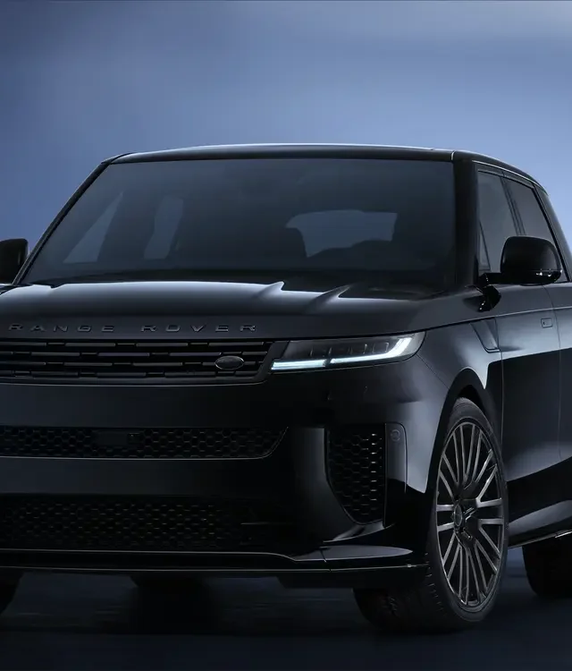 Range Rover Sport SV Black Edition : le SUV sportif dans sa forme la plus radicale