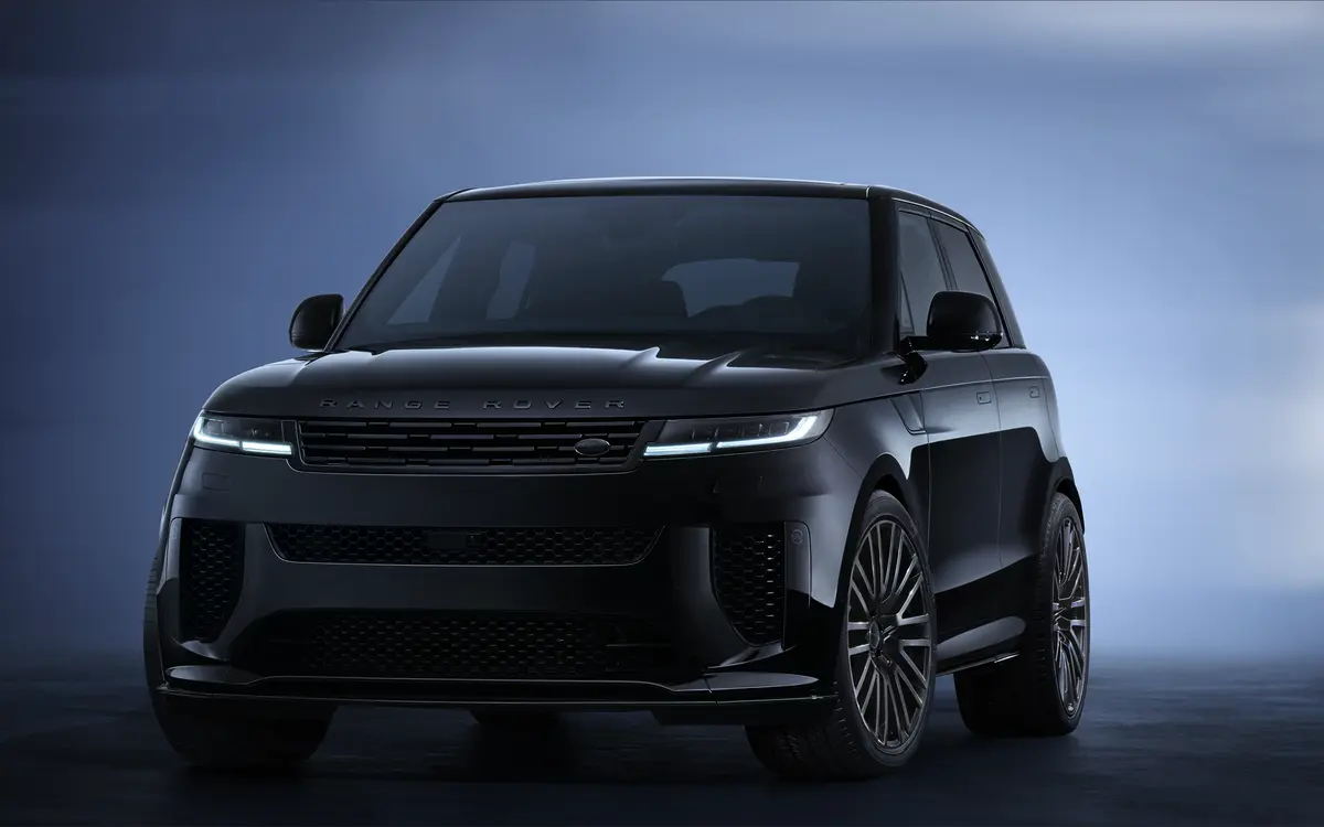 Range Rover Sport SV Black Edition : le SUV sportif dans sa forme la plus radicale