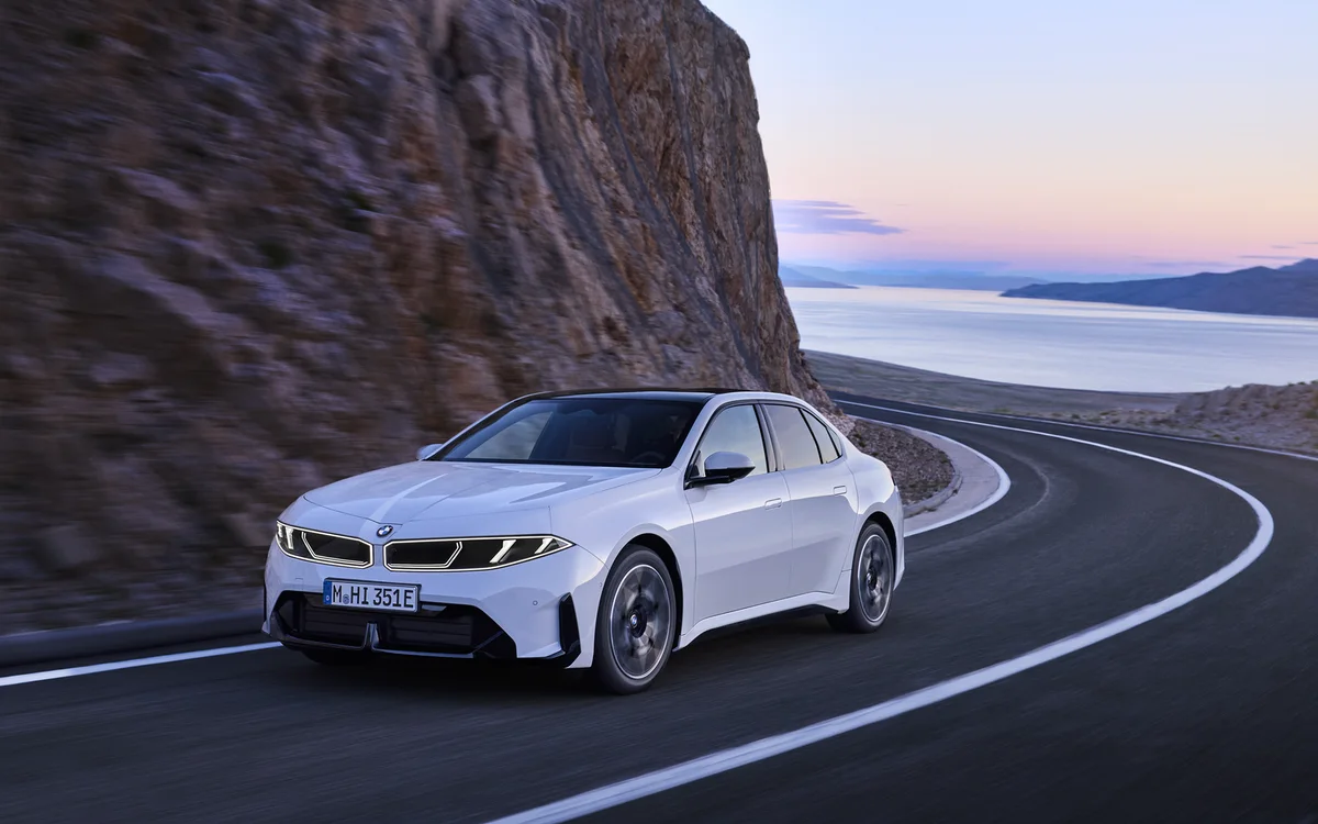 BMW i3 50 xDrive : une berline électrique premium redéfinie