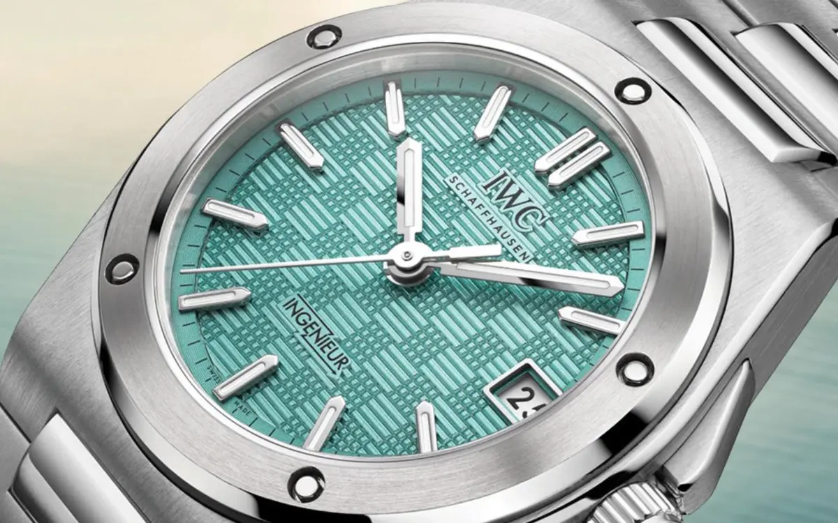 IWC Ingenieur Automatic 35 : le cadran bleu Pool insuffle une fraîcheur inédite