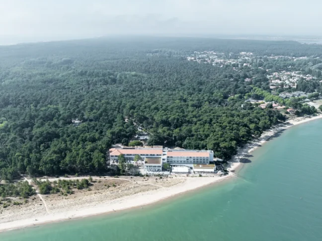 Le Bel Hôtel Oléron, une parenthèse iodée entre pins et Atlantique