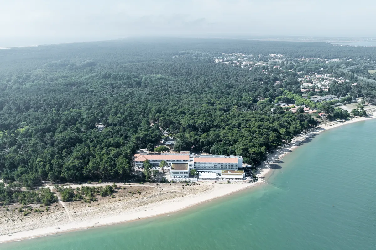 Le Bel Hôtel Oléron, une parenthèse iodée entre pins et Atlantique