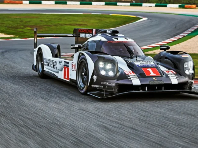 Pourquoi le sport automobile est au cœur de l’ADN Porsche