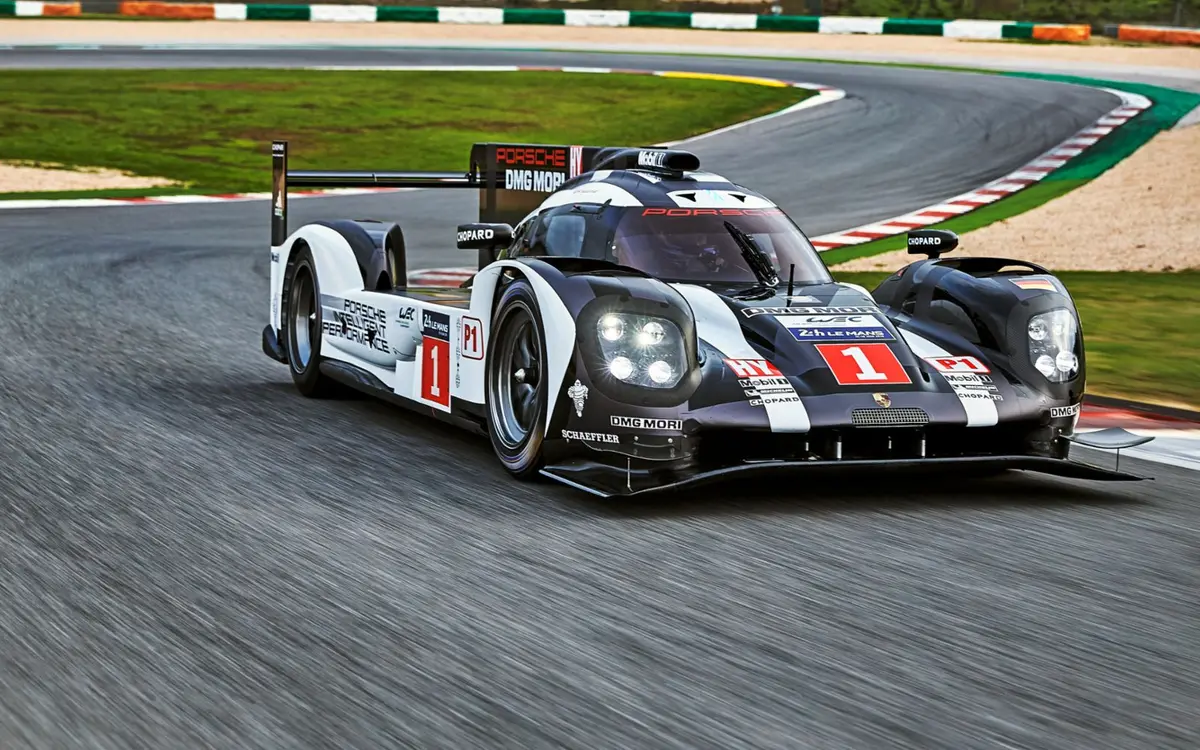 Pourquoi le sport automobile est au cœur de l&rsquo;ADN Porsche