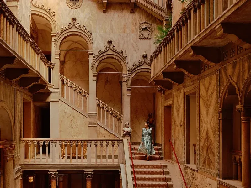 Le grand escalier du Palazzo Dandolo, au cœur historique du Danieli.