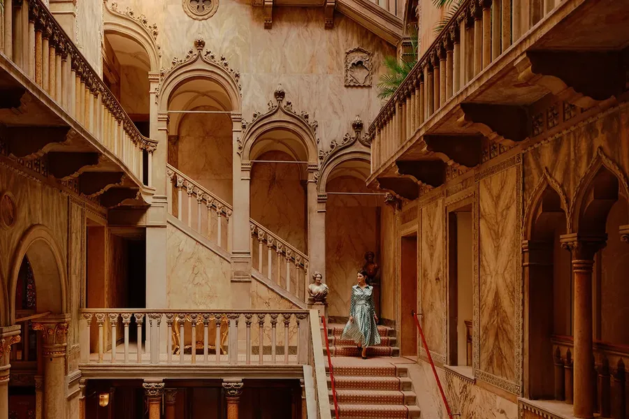 Le grand escalier du Palazzo Dandolo, au cœur historique du Danieli.