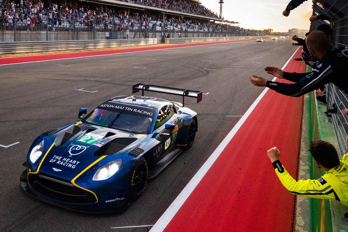 Aston Martin s’impose à Austin avec la Vantage